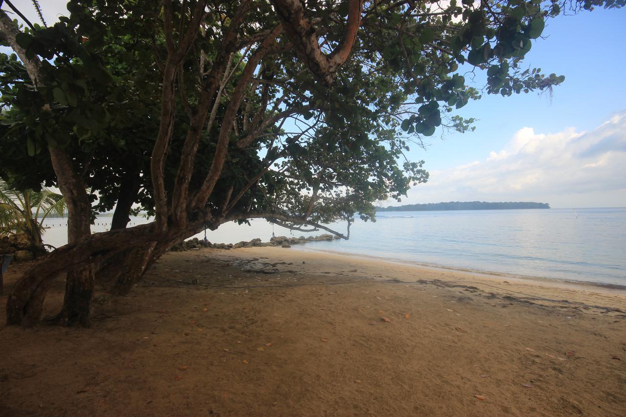 Hospedaje Yarisnori Boca del Drago Bagian luar foto
